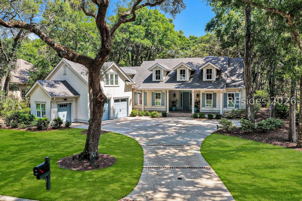 12 Primrose Ln, Hilton Head Island, SC 29926