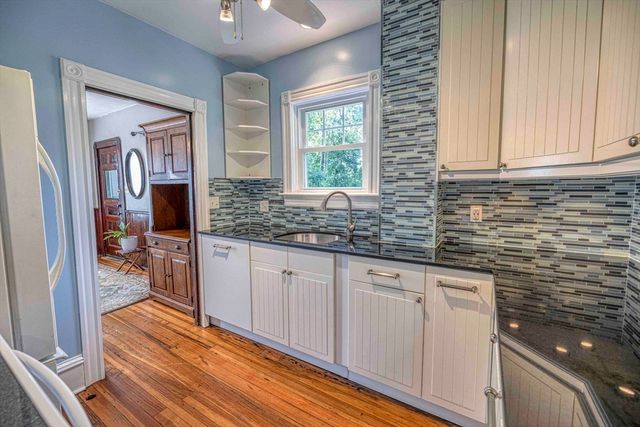 109 Jackson Ave, Somerset, MA 02725