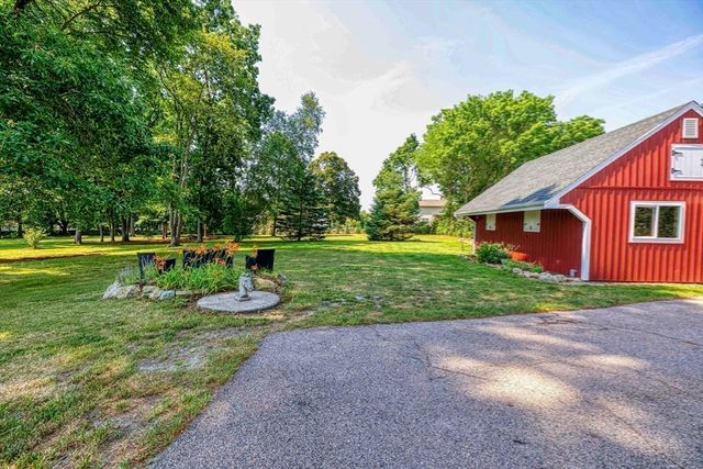 109 Jackson Ave, Somerset, MA 02725