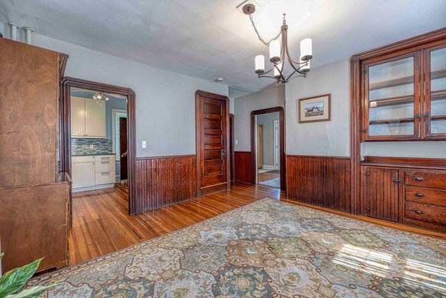 109 Jackson Ave, Somerset, MA 02725