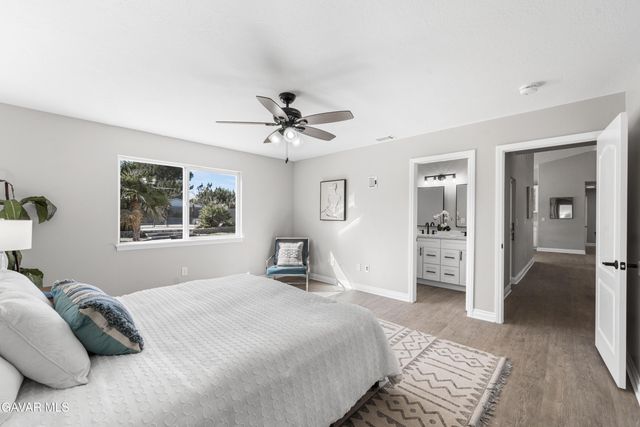 7090 Kenyon Avenue, Hesperia, CA 92345