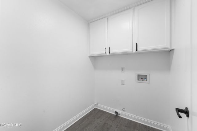 7090 Kenyon Avenue, Hesperia, CA 92345