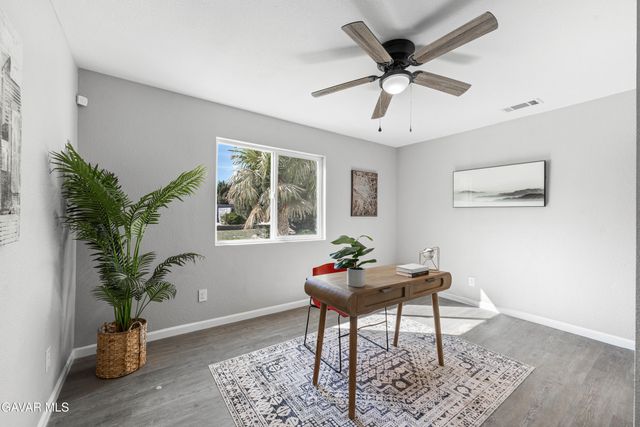 7090 Kenyon Avenue, Hesperia, CA 92345