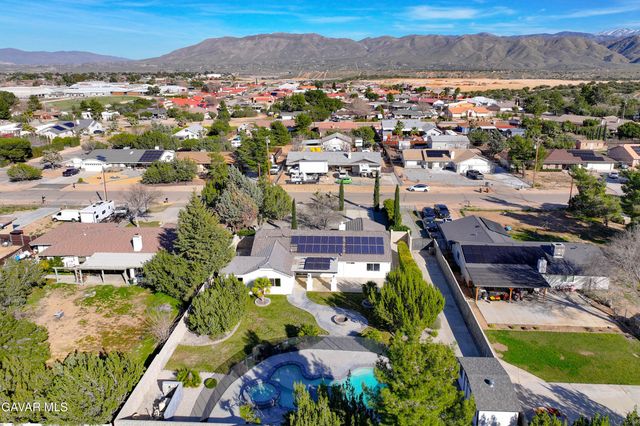 7090 Kenyon Avenue, Hesperia, CA 92345