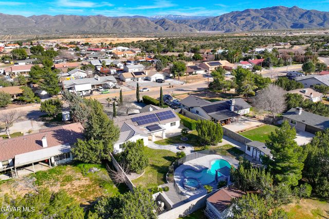 7090 Kenyon Avenue, Hesperia, CA 92345