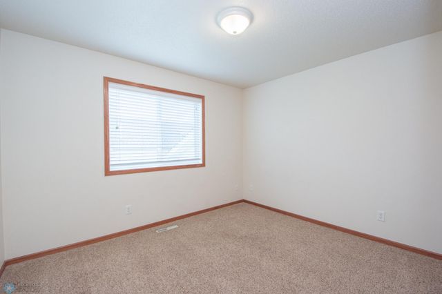 3661 Taylor Street S, Fargo, ND 58104