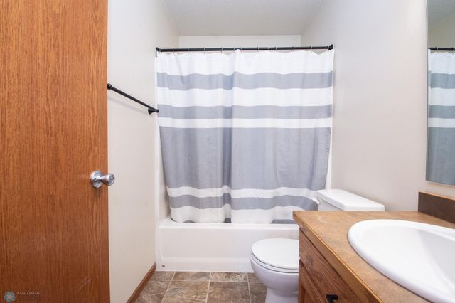 3661 Taylor Street S, Fargo, ND 58104