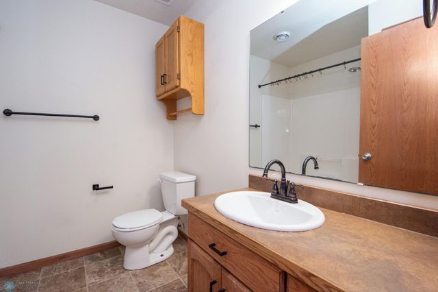 3661 Taylor Street S, Fargo, ND 58104