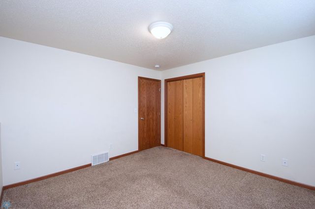 3661 Taylor Street S, Fargo, ND 58104