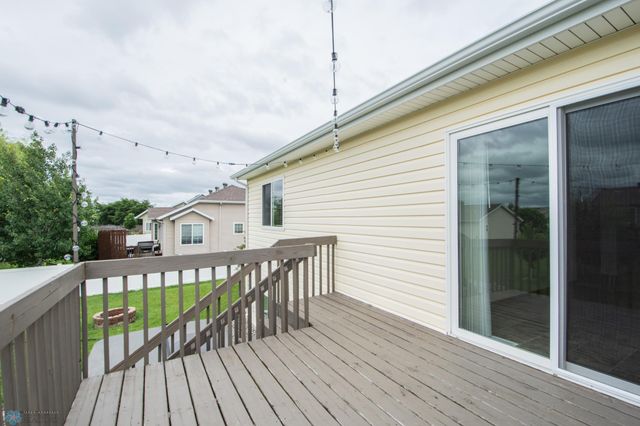 3661 Taylor Street S, Fargo, ND 58104