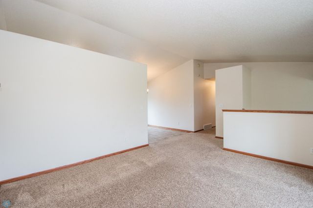 3661 Taylor Street S, Fargo, ND 58104