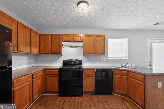 525 Carlton Pointe Drive, Palmetto, GA 30268