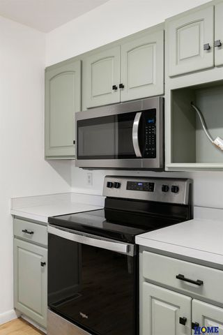 1808 Mindoro Drive, Lincoln, NE 68506