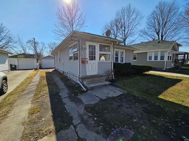 3022 Hartzer Street, South Bend, IN 46628