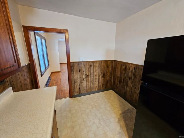 3022 Hartzer Street, South Bend, IN 46628