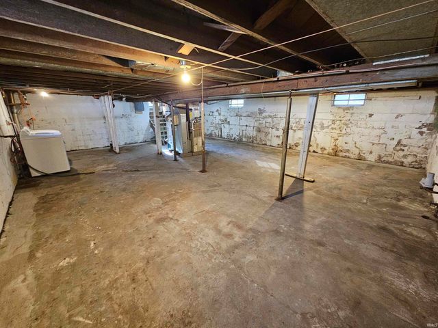 3022 Hartzer Street, South Bend, IN 46628