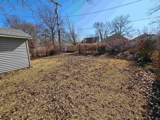 3022 Hartzer Street, South Bend, IN 46628