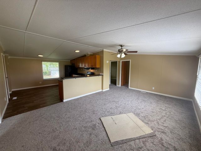 254 Sunny Brook Circle, London, KY 40744