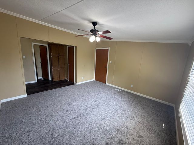 254 Sunny Brook Circle, London, KY 40744