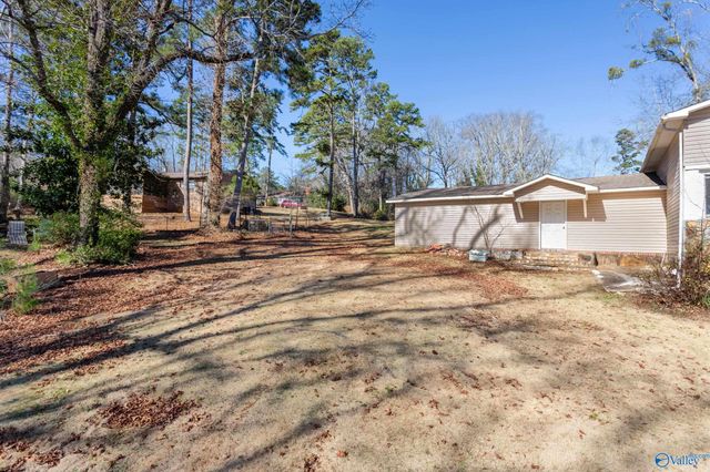 2506 Hillcrest Drive, Gadsden, AL 35904