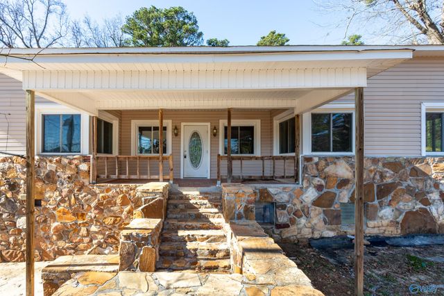 2506 Hillcrest Drive, Gadsden, AL 35904