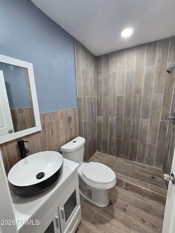 1101 E ROOSEVELT Street, Phoenix, AZ 85006