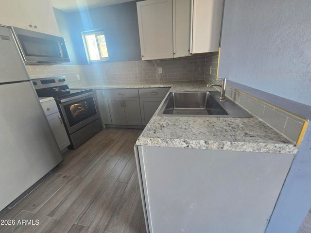1101 E ROOSEVELT Street, Phoenix, AZ 85006