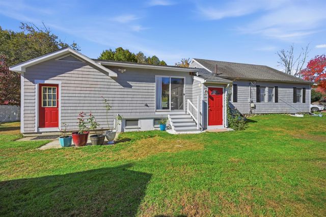 11 Davis Park, Plaistow, NH 03865