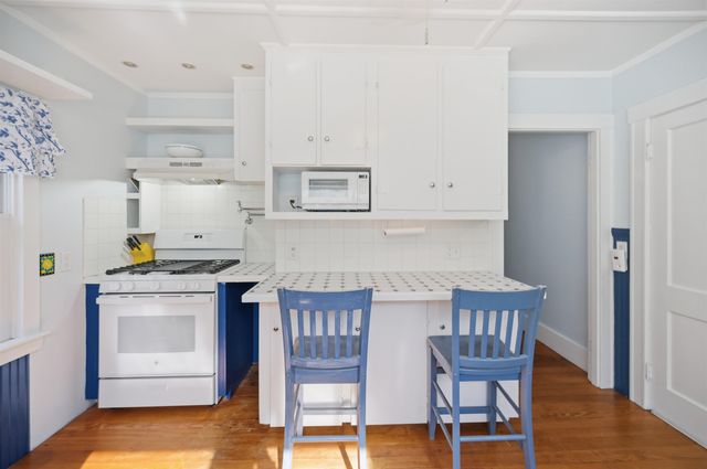 11 Davis Park, Plaistow, NH 03865