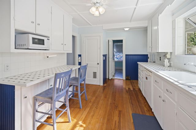 11 Davis Park, Plaistow, NH 03865