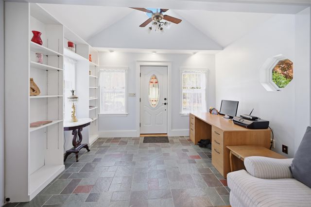 11 Davis Park, Plaistow, NH 03865