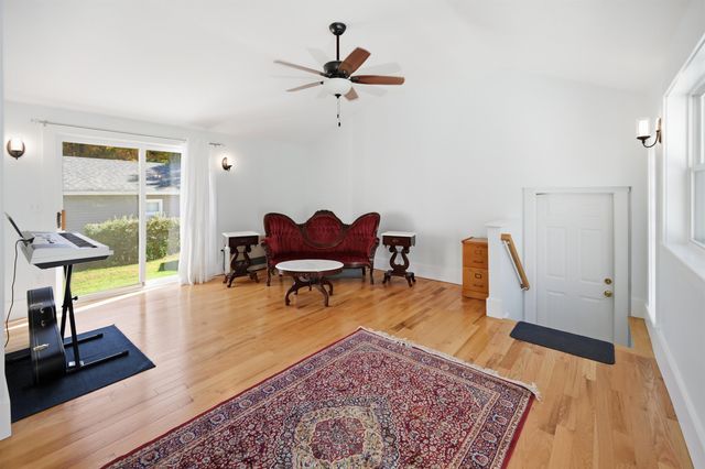 11 Davis Park, Plaistow, NH 03865
