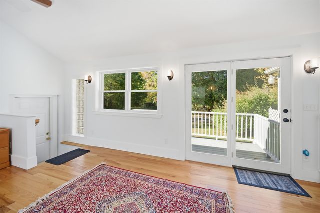 11 Davis Park, Plaistow, NH 03865
