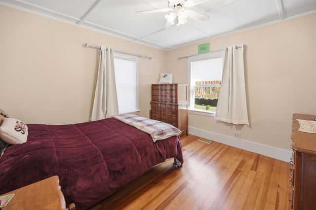 11 Davis Park, Plaistow, NH 03865