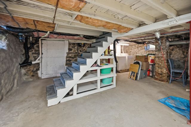 11 Davis Park, Plaistow, NH 03865