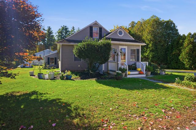 11 Davis Park, Plaistow, NH 03865