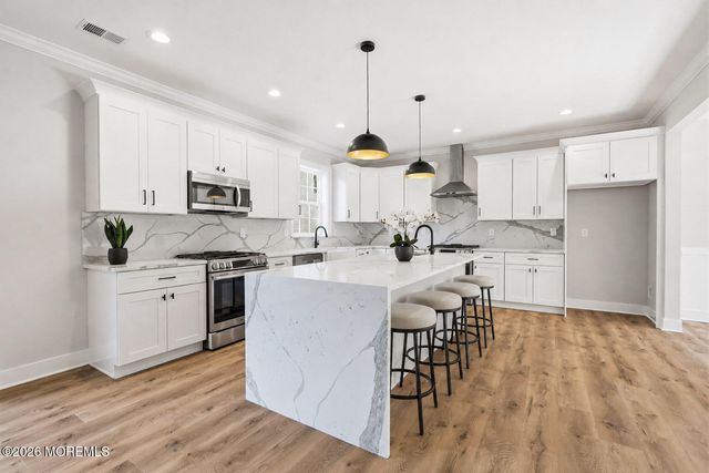 1117 Lakewood Road, Toms River, NJ 08753