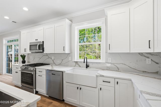 1117 Lakewood Road, Toms River, NJ 08753