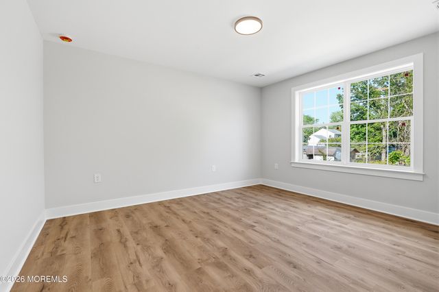 1117 Lakewood Road, Toms River, NJ 08753