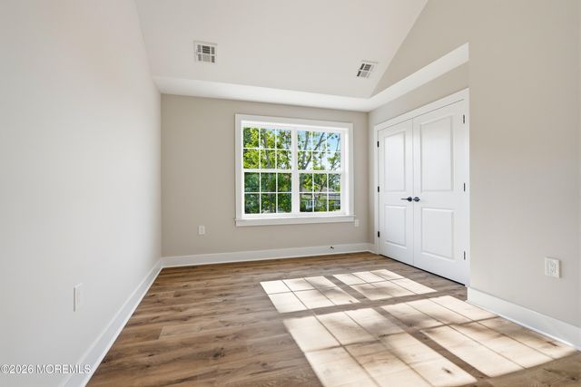 1117 Lakewood Road, Toms River, NJ 08753