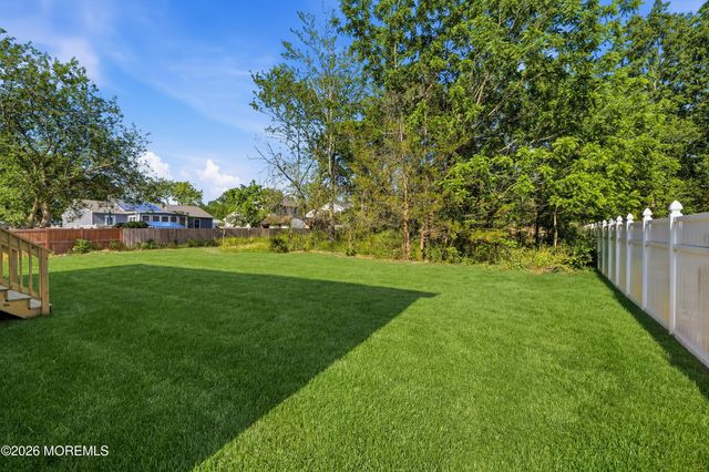 1117 Lakewood Road, Toms River, NJ 08753