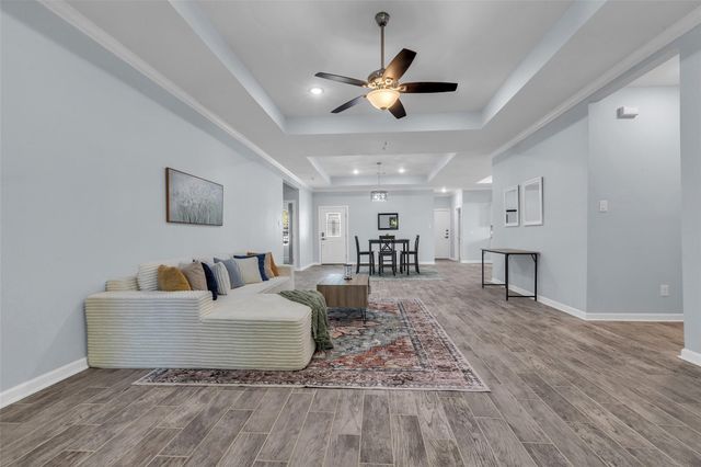 237 Camden Hills Drive, Montgomery, TX 77356