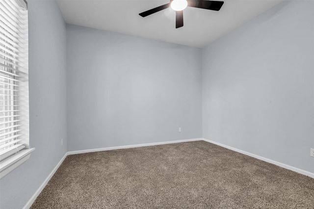 237 Camden Hills Drive, Montgomery, TX 77356