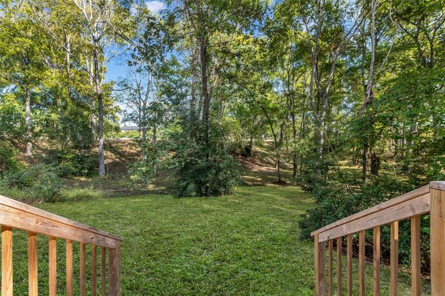 237 Camden Hills Drive, Montgomery, TX 77356