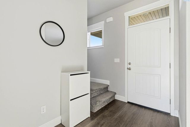 3035 Wild Canyon Way, Richland, WA 99354