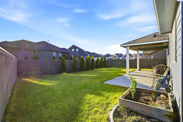 3035 Wild Canyon Way, Richland, WA 99354