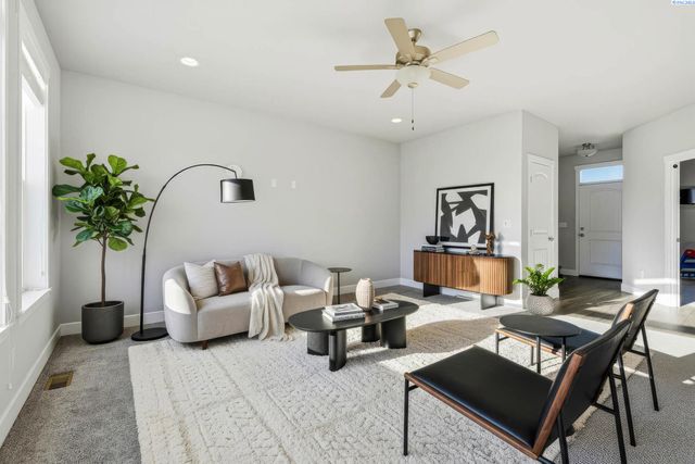 3035 Wild Canyon Way, Richland, WA 99354