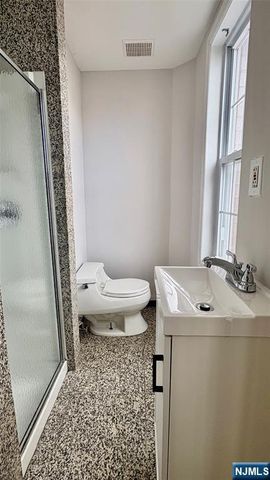 17 Cleveland Avenue 3, Harrison, NJ 07029