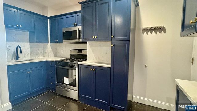 17 Cleveland Avenue 3, Harrison, NJ 07029