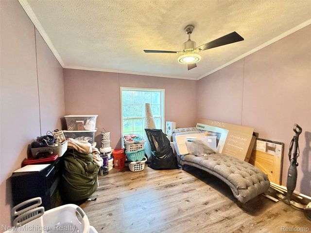 2245 Webber Avenue, Burton, MI 48529